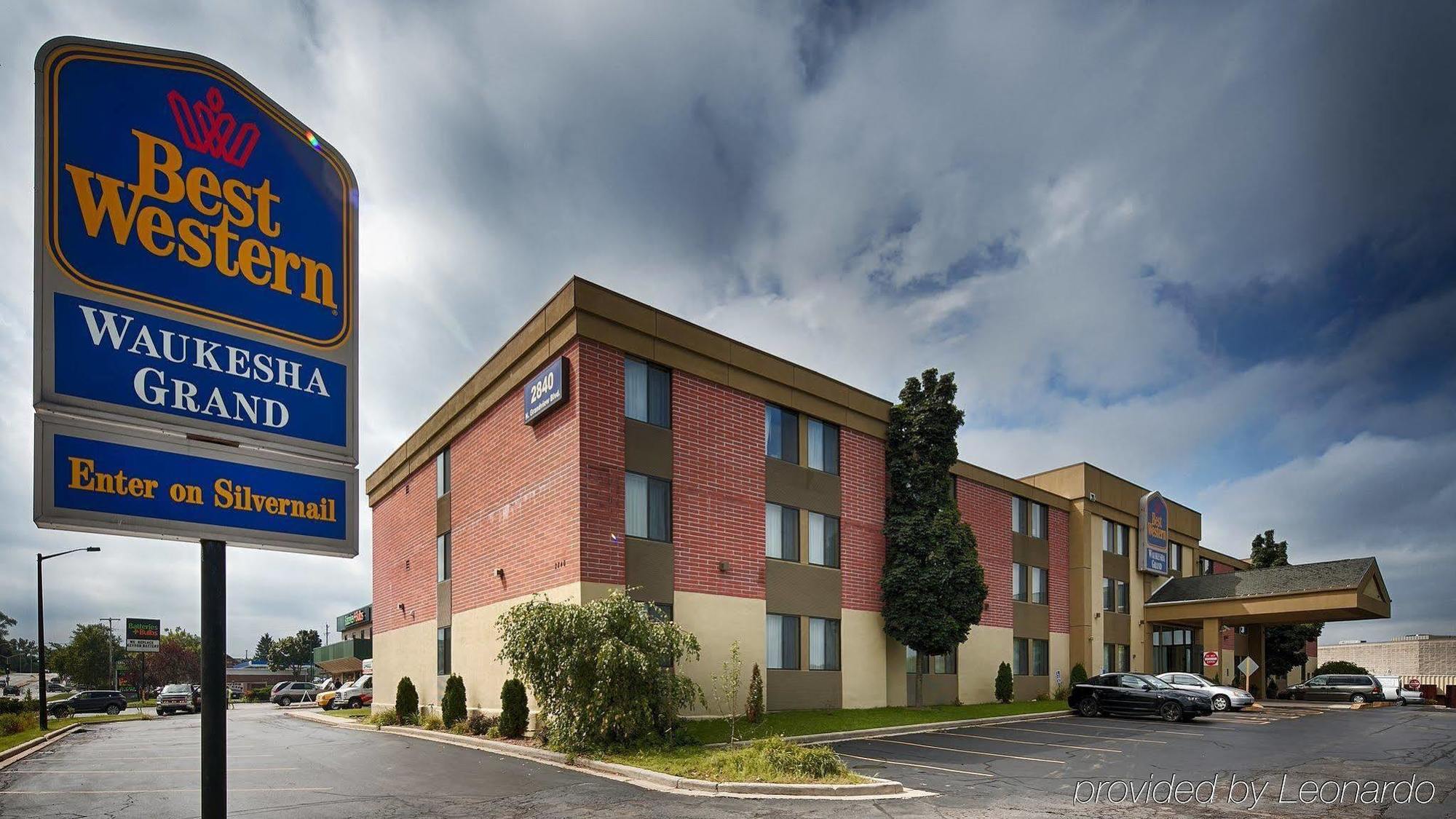 Western Waukesha Grand Hotel 3*